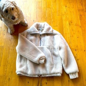 VARLEY zip front fleece jacket. Size S. Oversized! Never worn! Lined in cotton!